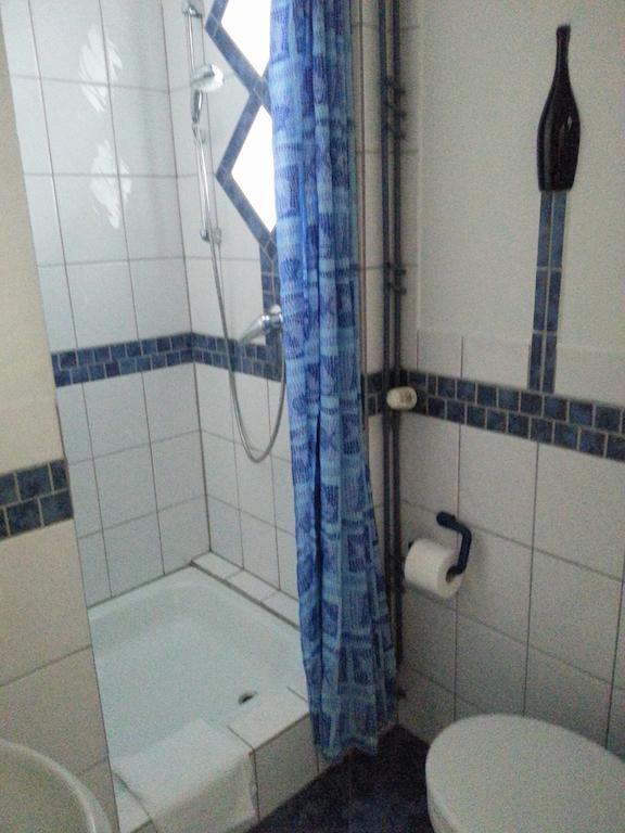 Alte Rathausschaenke - Hotel Garni Munden  Ruang foto