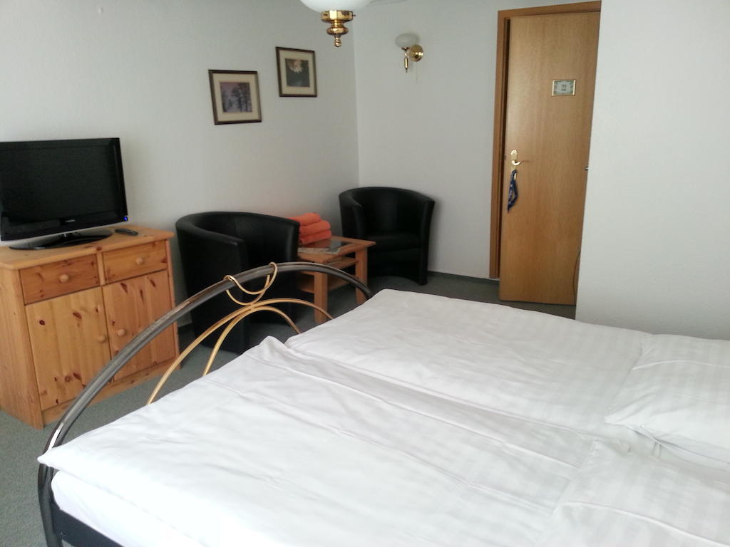 Alte Rathausschaenke - Hotel Garni Munden  Bagian luar foto